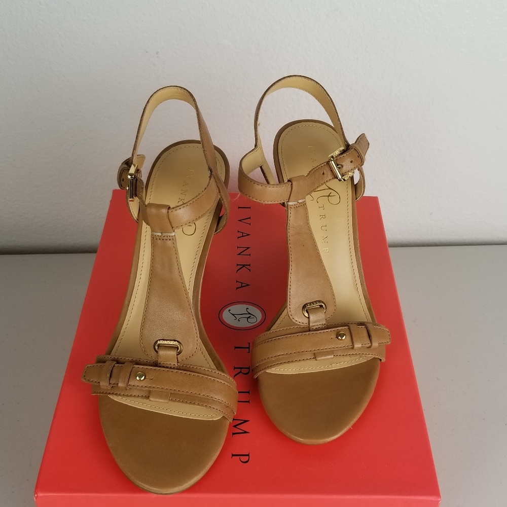 Ivanka trump  wedges in box  size 6M